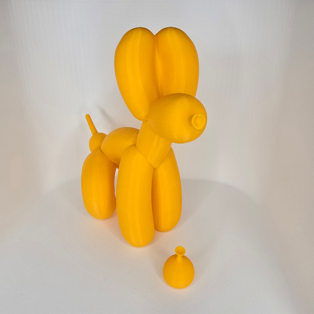 Funny ballon poop dog