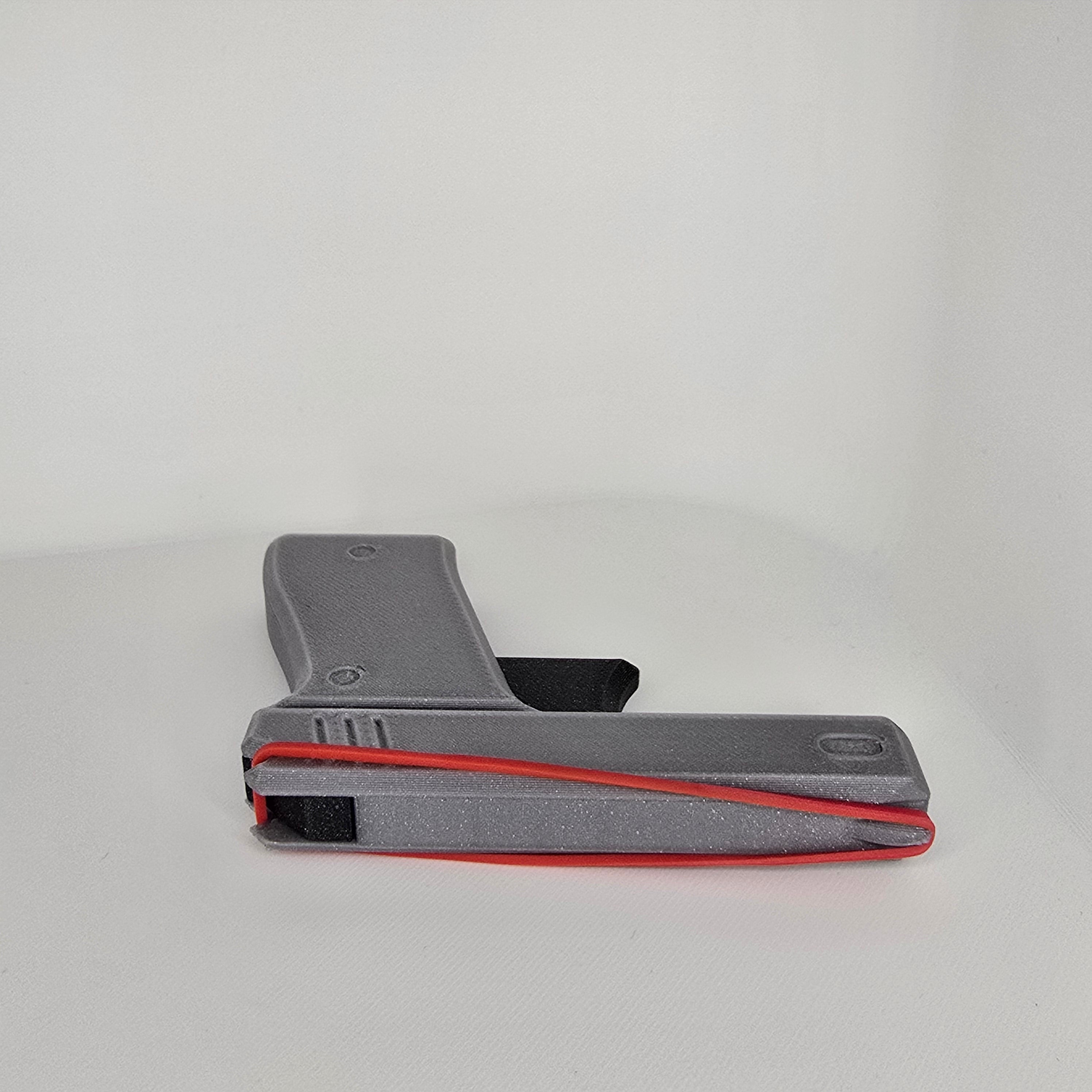 Pistolka na střílení gumiček