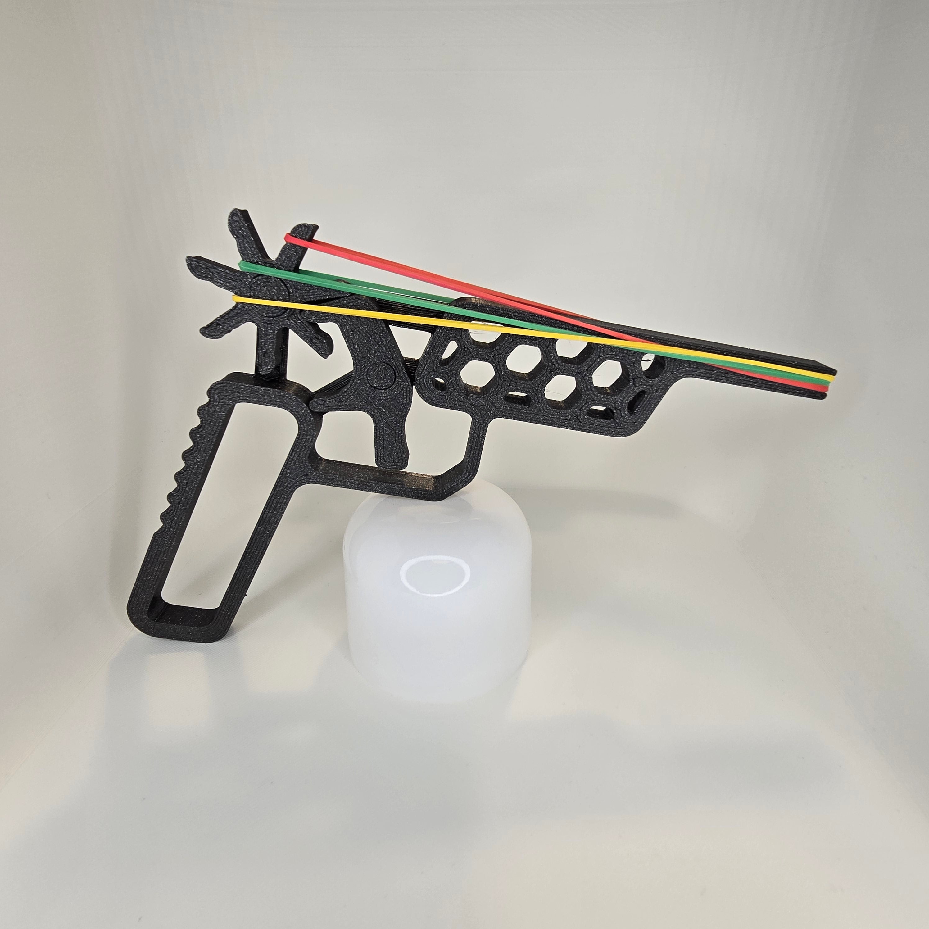 Pistolka na 3 gumičky